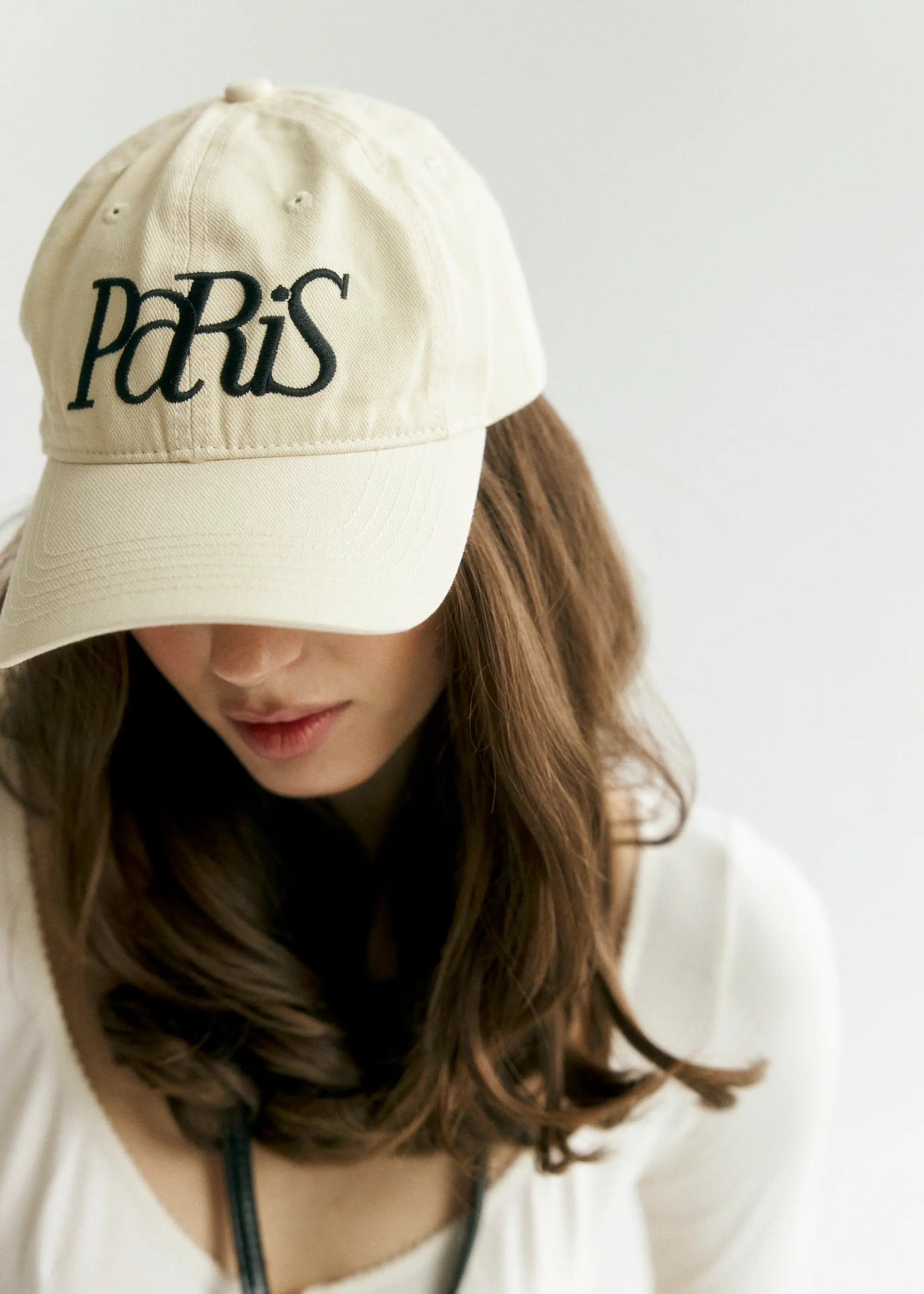 Paris Cap - Milk