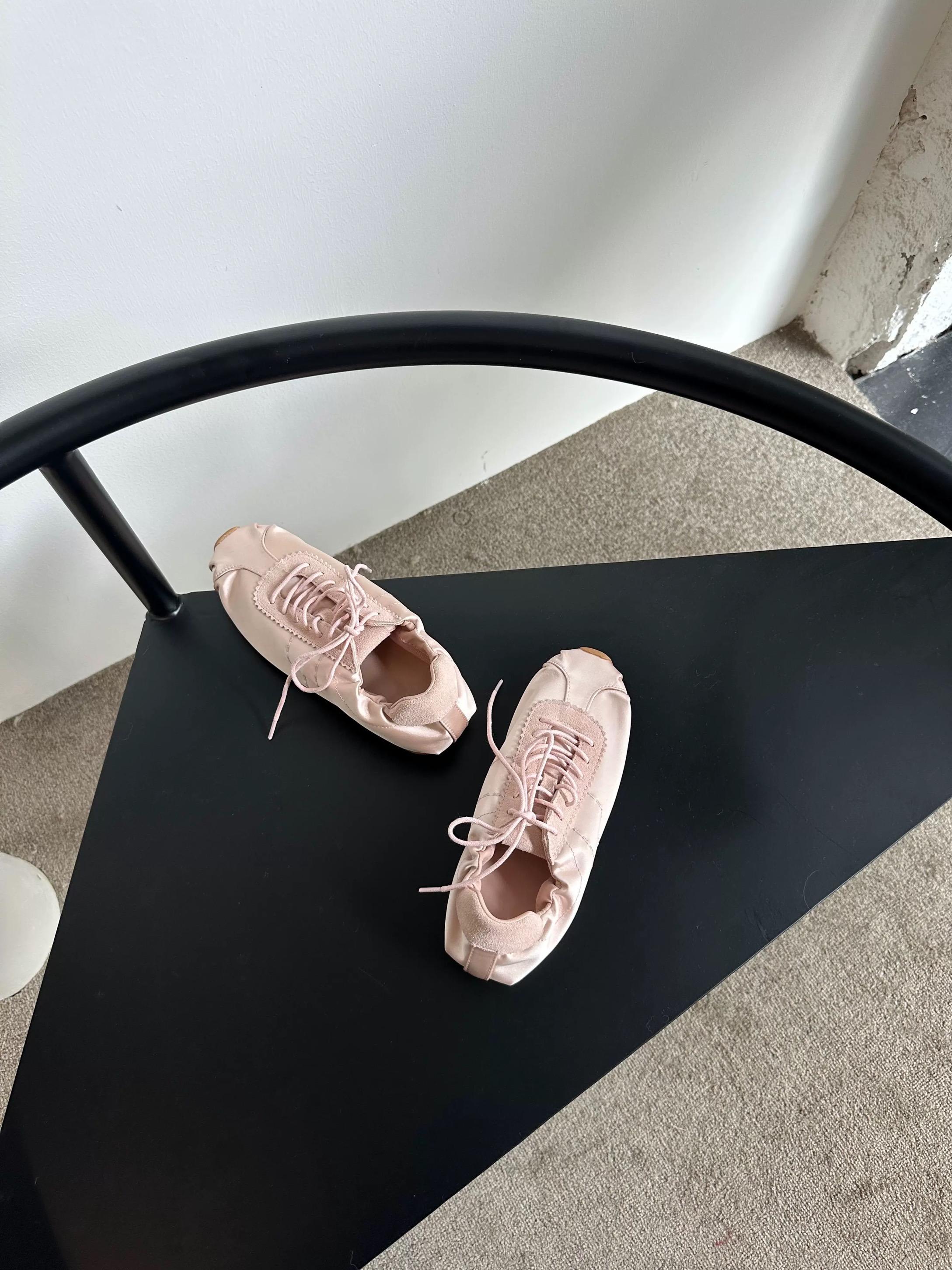 Satin Trainers - Rose
