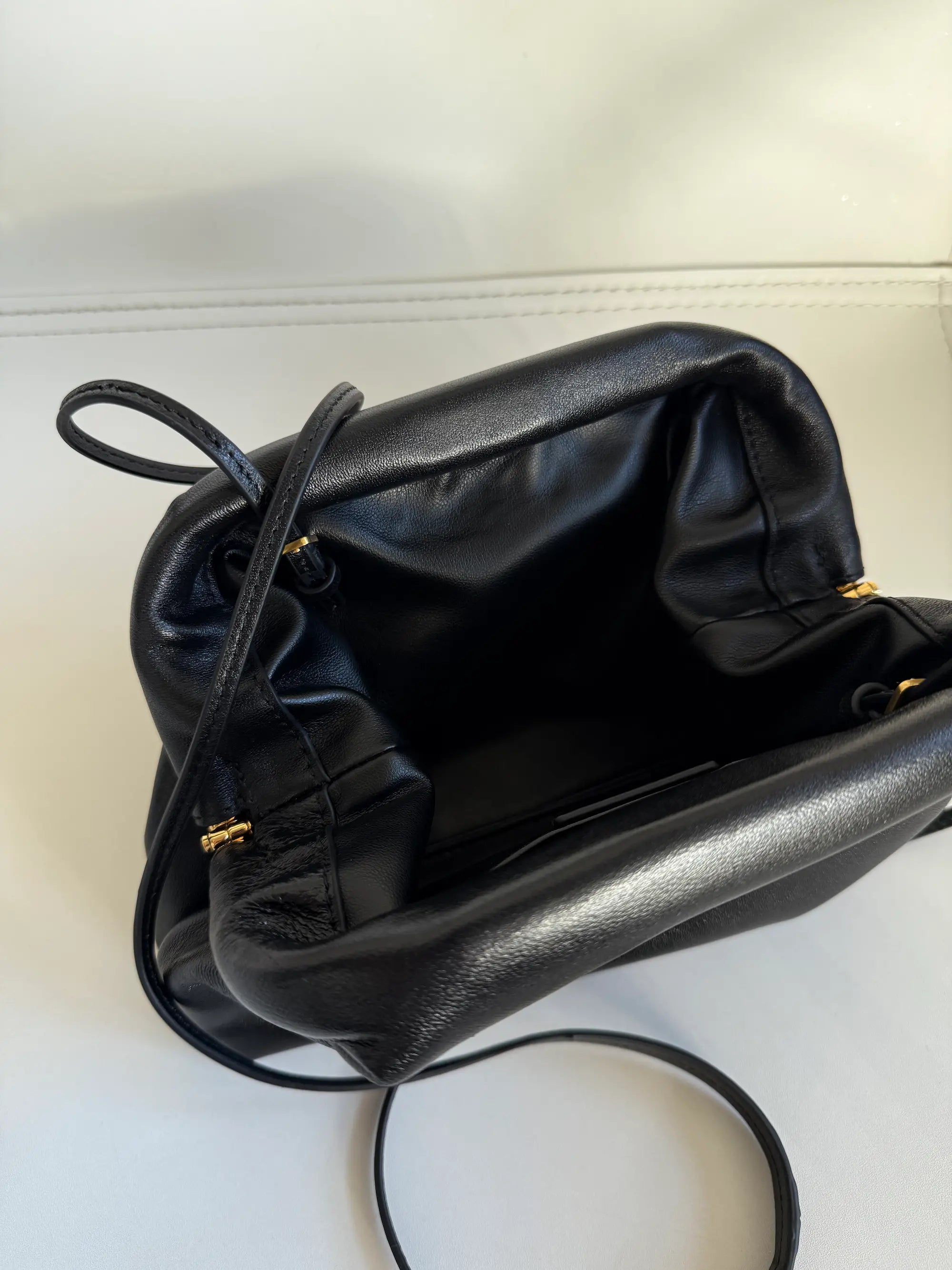Kiss Bag - Black