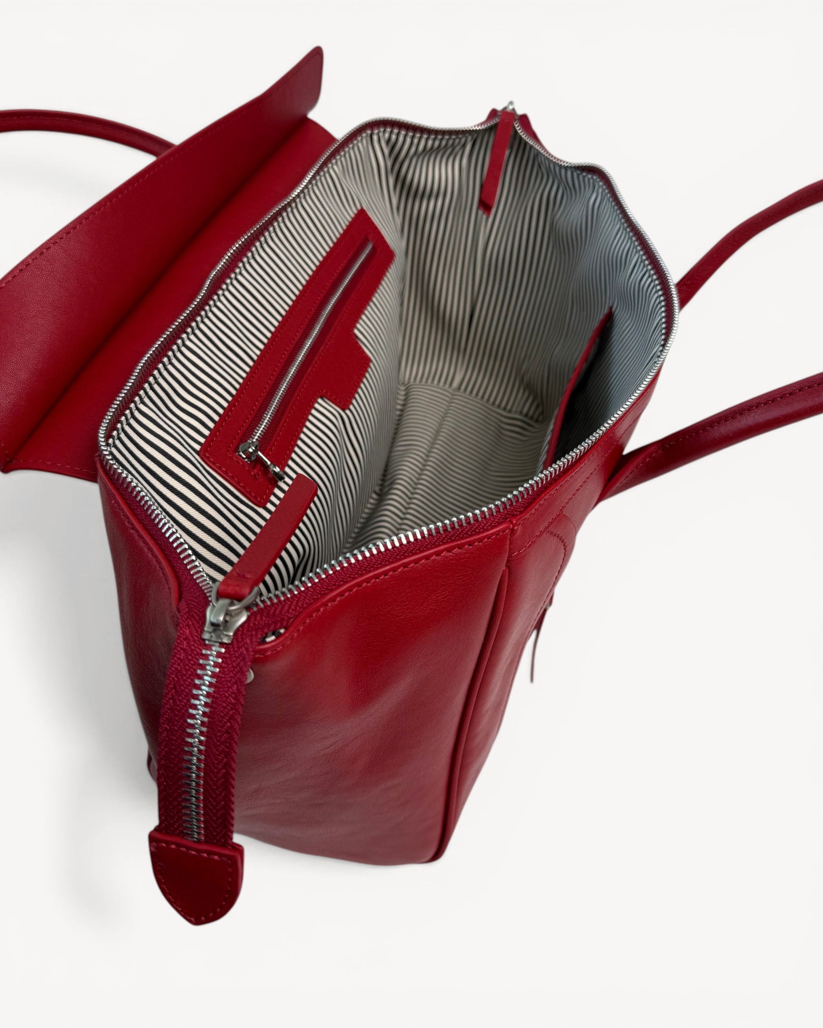 Nyx Bag - Red
